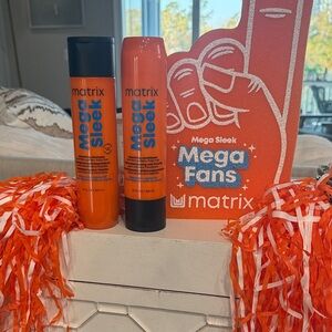 Matix Mega Sleek Orange Smoothing Shampoo & Conditioner Set